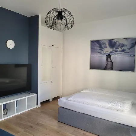 Bast 16 Apartamenty: Urban Convenience Near Key Landmarks