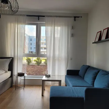 Bast 16 Ptak Szpital Matki Polki Szpital Kopernika Mandoria Orientarium Atlas Arena Plac Zabaw - Zamojska 20a M16 Parking