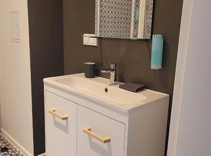 Lejlighed Bast 16 Ptak Szpital Matki Polki Szpital Kopernika Mandoria Orientarium Atlas Arena Plac Zabaw - Zamojska 20a M16 Parking